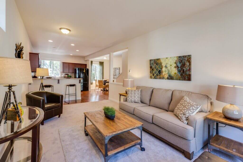 What Makes Queen Creek a Magnet for Multi-Generational Living? Francesca Tosolini 6japTIjUQoI Unsplash 1 1024x683